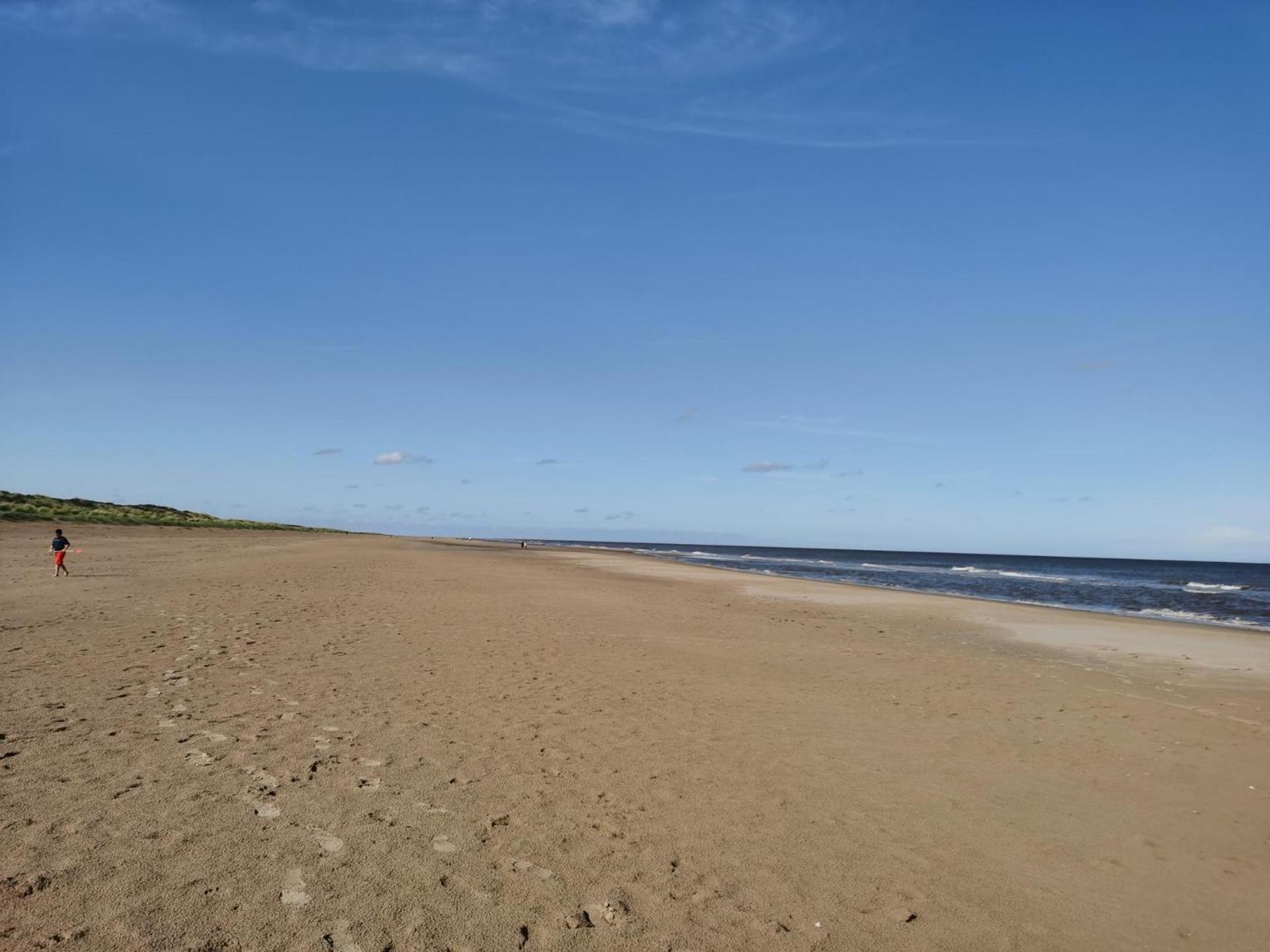 Golden Sands Beach Activities Sea Holiday Relax Mablethorpe Eksteriør bilde